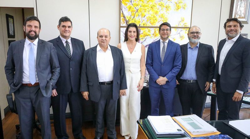 GDF lança mestrado para servidores em parceria com UnB e FAPDF