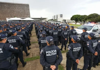 Celina Leão reduz interstício e oficializa 652 promoções na PMDF; CBMDF também teve avanços