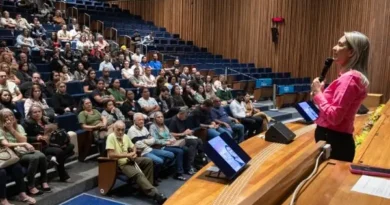 CLDF debate mudanças no Cartão Uniforme Escolar que atende 442 mil estudantes