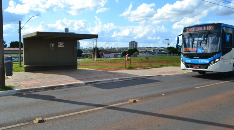 TCDF determina devolução de R$ 2,24 milhões por sobrepreço em contrato de abrigos de ônibus do DF