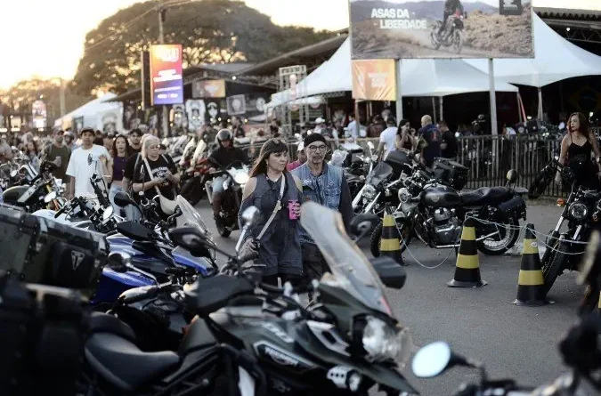 Capital Moto Week mobiliza Granja do Torto; organização cita público de 800 mil