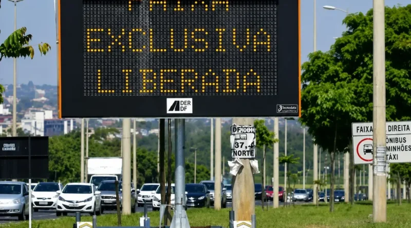 DER-DF libera temporariamente faixa exclusiva da EPNB para tráfego geral