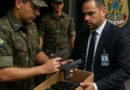 Exército entrega armas de Bolsonaro à PF e diz que duas das oito não estavam sob sua guarda
