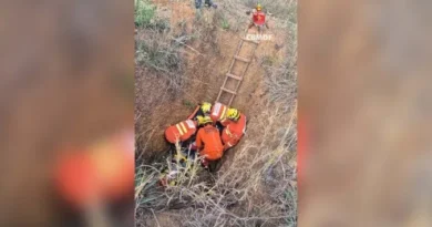 Homem cai em buraco de três metros em área rural de São Sebastião