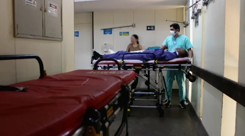 IGES-DF abre cadastro de reserva para cardiologista e maqueiro hospitalar com salários de até R$ 16.030,94