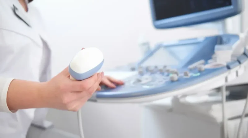 IgesDF abre processo seletivo para médico ultrassonografista; remuneração bruta de R$ 18.115,68