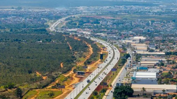Lei 7.899/2026 facilita regularização de edificações em Vicente Pires