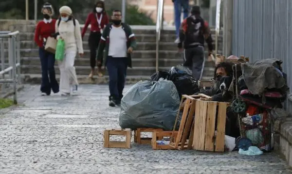 Lei 7.923/2026 institui nova Política de Acolhimento para população em situação de rua no DF