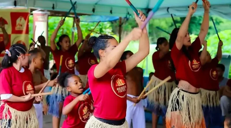 Vivências gratuitas de capoeira no Riacho Fundo têm inscrições abertas
