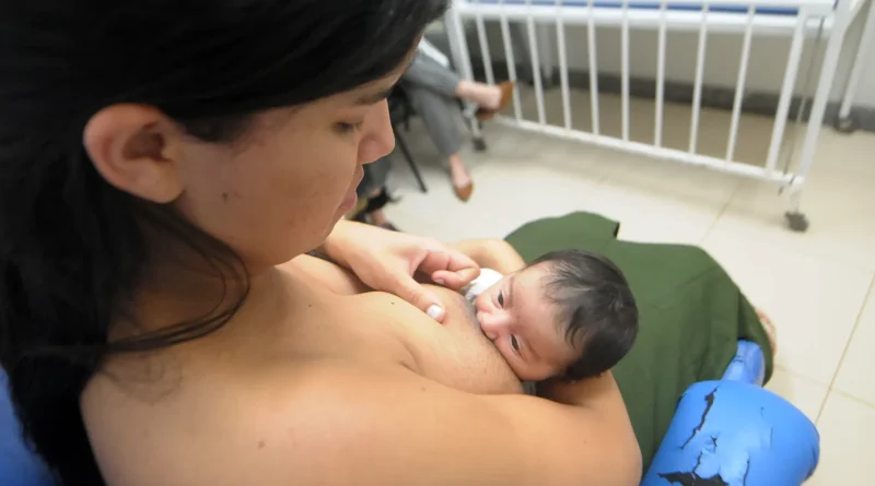 Campanha Agosto Dourado reforça aleitamento materno como compromisso coletivo