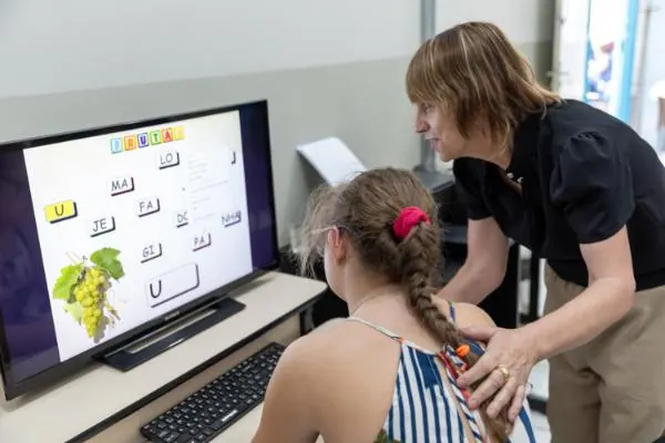 CLDF realiza sessão solene em homenagem ao Dia do Monitor Educacional 04/08/2026 14 - 00
