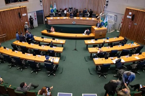 Eleições 2026 O que faz um deputado distrital? Conheça deveres, funções e.