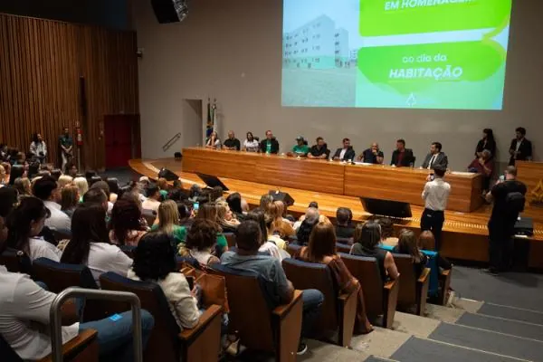 Habitação CLDF celebra Dia da