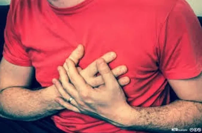 Homem tem mal súbito e morre ao se preparar para praticar hyrox