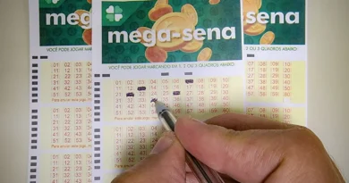 Mega-Sena não tem ganhador e prêmio sobe para R$ 150 milhões Dezenas sorteadas foram – 03. Mega-Sena não tem ganhador e prêmio sobe para R$ 150 milhões Dezenas sorteadas foram - 03.