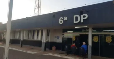 Nu, homem invade casa de vizinho e o espanca até a morte