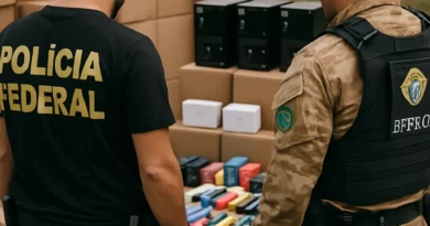PF e BPFRON/PM/PR apreendem equipamentos e cigarros eletrônicos
