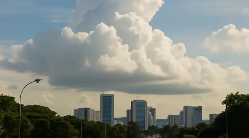 Previsão do tempo hoje para Brasília (DF) - sol e aumento de nuvens de manhã; pancadas de.