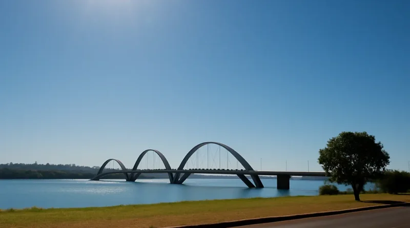 Previsão do tempo hoje para Brasília (DF) - sol o dia todo sem nuvens no céu; noite de.