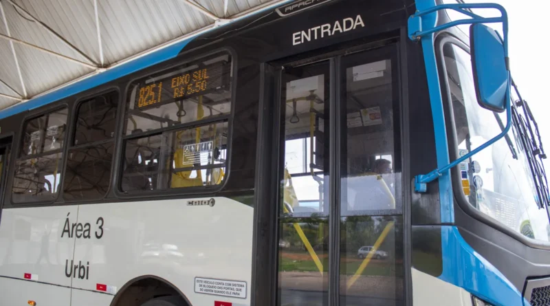 Transporte coletivo terá mais viagens nas linhas de Água Quente