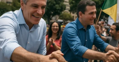 Candidatos ao governo do DF usam o sábado para se encontrar com apoiadores em diferentes.