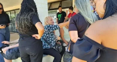 Comoção marca velório de mulher assassinada em Sobradinho 2 Comoção marca velório de mulher assassinada em Sobradinho 2