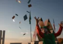 Greenpeace monta 'castelo de cartas' em frente ao Congresso para ressaltar importância da.