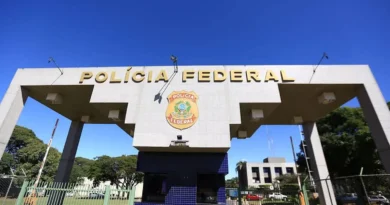 Sindicato de servidores da PF manifesta apoio a diretores afastados