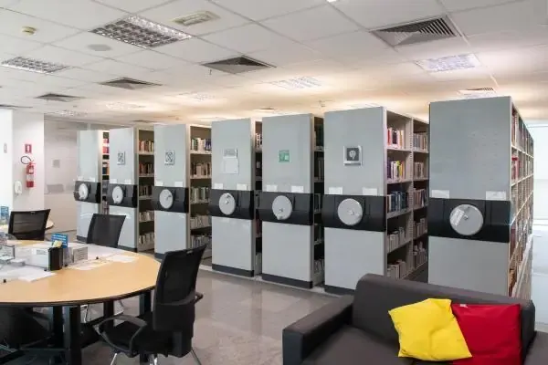 Comunicado Biblioteca da CLDF passará por reforma de 120 dias; confira os serviços.