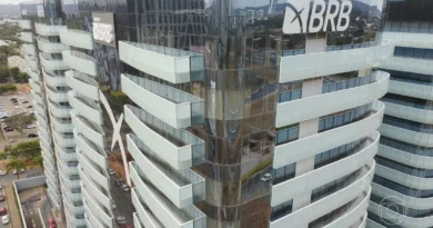 Ex-presidente do BRB pressionou por compras de carteiras do Master mesmo após alertas, diz.