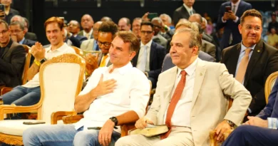 Flávio passa domingo reunido com prefeitos e vereadores de São Paulo