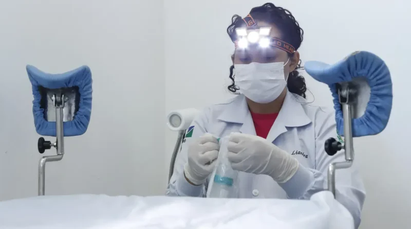 Outubro Rosa - Câncer do colo do útero - prevenção e diagnóstico precoce podem salvar vidas