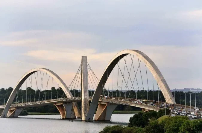 Ponte JK terá cinco faixas no sentido Plano Piloto a partir de quarta-feira